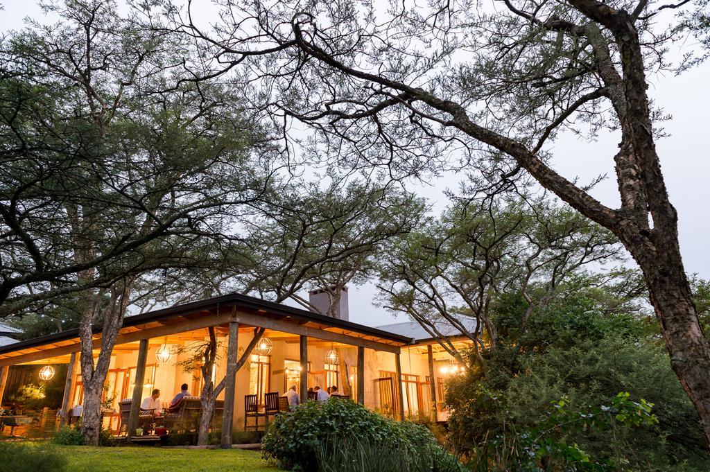Hilton Bush Lodge & Function Venue Exteriér fotografie